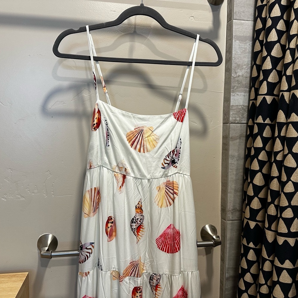 Cupshe Seashell Patterned Dress in Cream and Red - Picture 3 of 6